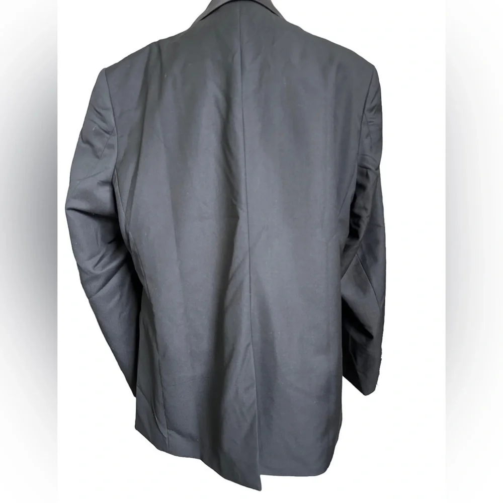 Men’s Coofandy black suit jacket and bow tie. Size Large new with tag